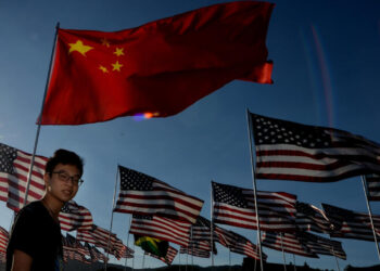 تصاعد الحرب التجارية بين الصين والولايات المتحدة.. بكين ترد بإجراءات مضادة على رسوم الشحن