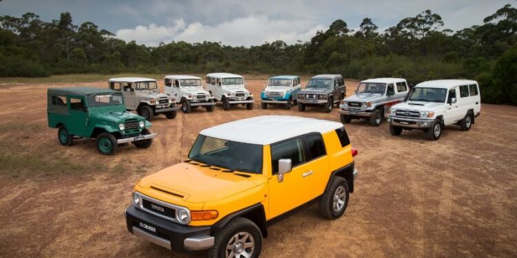 موعد إطلاق سيارة تويوتا لاند كروزر FJ الجديدة