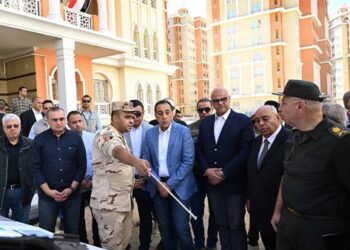 رئيس الوزراء يستعرض الموقف التنفيذي العام للمشروعات الجاري تنفيذها بمختلف مدن ومراكز القليوبية