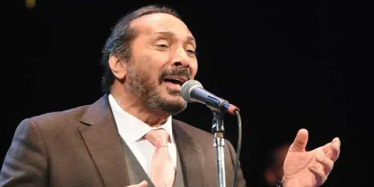 على الحجار يقدم أغانى نصر أكتوبر على مسرح البالون