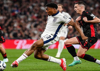 منتخب إنجلترا ضيفا ثقيلا على لاتفيا لحسم بطاقة التأهل لكأس العالم