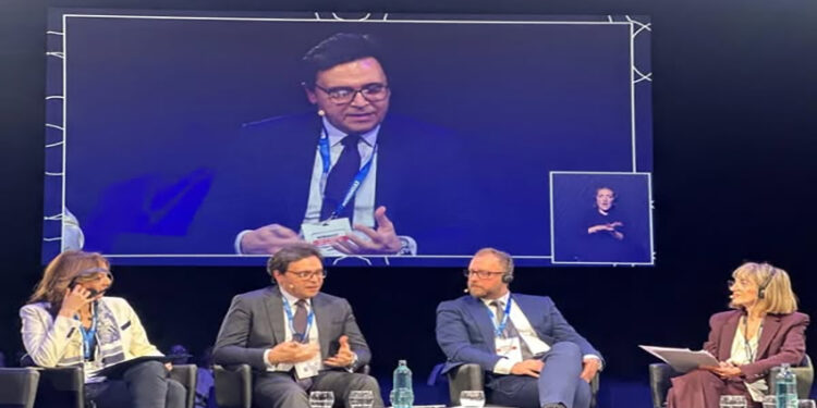 وزير الثقافة يشارك في جلسة “الحقوق الثقافية والاقتصاد الإبداعي” ضمن فعاليات مؤتمر اليونسكو “الموندياكولت”