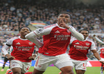 أرسنال يواجه أولمبياكوس في دورى أبطال أوروبا