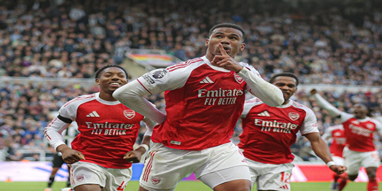 أرسنال يواجه أولمبياكوس في دورى أبطال أوروبا