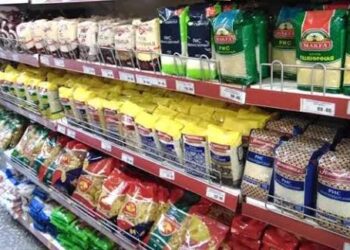 بعد رفع أسعار البنزين والسولار 13%.. هل ترتفع أسعار السلع الأساسية بالسوق المحلي؟