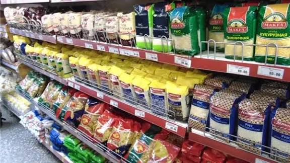 بعد رفع أسعار البنزين والسولار 13%.. هل ترتفع أسعار السلع الأساسية بالسوق المحلي؟