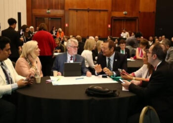 رئيس هيئة الاعتماد والرقابة الصحية يستعرض التجربة المصرية الرائدة في مؤتمر الجمعية الدولية لجودة الرعاية الصحية (ISQua)