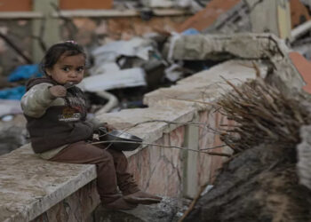 اليونيسف يعلن مقتـ.ل وإصابة أكثر من 64 ألف طفل في غزة