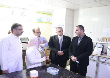 نائب الوزير للصحة يُحيل مقصرين بوحدة طب الأسرة بالكرادوة للتحقيق