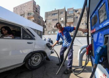 أسعار البنزين والسولار صباح اليوم الثلاثاء 7 أكتوبر 2025