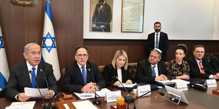 الحكومة الإسرائيلية توافق على اتفاق إعادة الرهائن وإنهاء الحرب في غزة