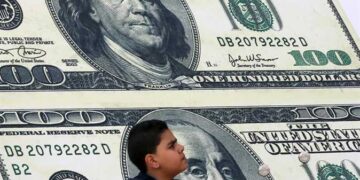 سعر الدولار مقابل الجنيه المصري اليوم الجمعة 24 أكتوبر 2025