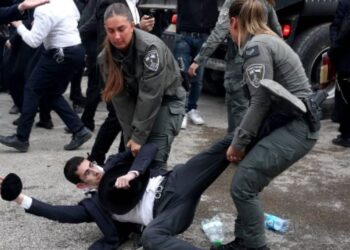 احتجاجات الحريديم تتصاعد ضد التجنيد الإجباري في إسرائيل