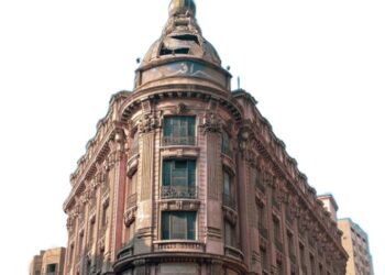 تحويل مبنى عمر أفندى بشارع عبد العزيز إلى فندق سياحى