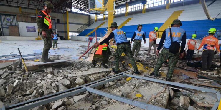 ارتفاع حصيلة ضحايا زلزال الفلبين إلى 60 قتيلاً