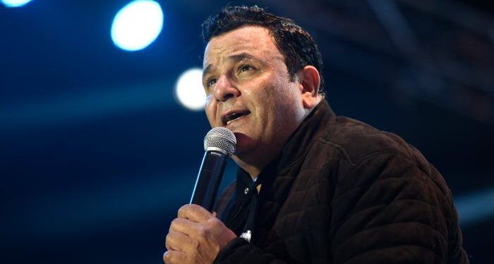 محمد فؤاد يُحيى حفلا غنائيا فى العراق الخميس المقبل