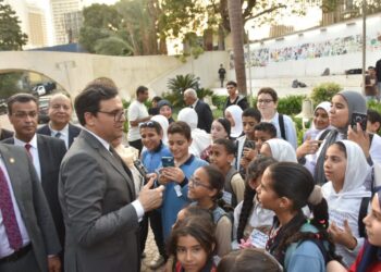 وزير الثقافة يفتتح معرض “بُكرة اللي جاي 2” احتفاءً بختام الموسم الثاني لمشروع “بستان الإبداع”