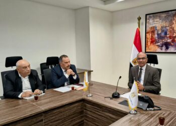 نائب وزير الإسكان يُتابع موقف مشروعات الصرف الصحى ضمن “مشروع الصرف الصحى المتكامل” بمحافظة الاقصر