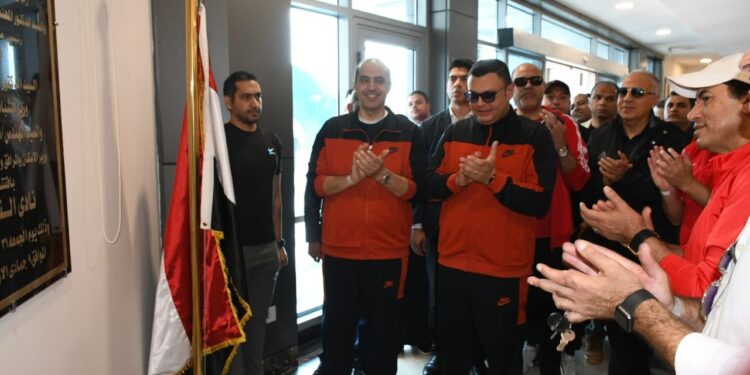 وزيرا الشباب والرياضة والإسكان  وزيرا الشباب والرياضة والإسكان