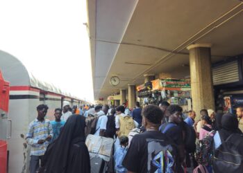 السكك الحديد تُسيّر الرحلة الثانية والعشرين لقطارات العودة الطوعية للأشقاء السودانيين إلى وطنهم