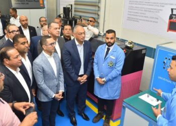 وزير الاستثمار والتجارة الخارجية يفتتح المرحلة الثانية من المعامل الصناعية المركزية  بميناء العين السخنة