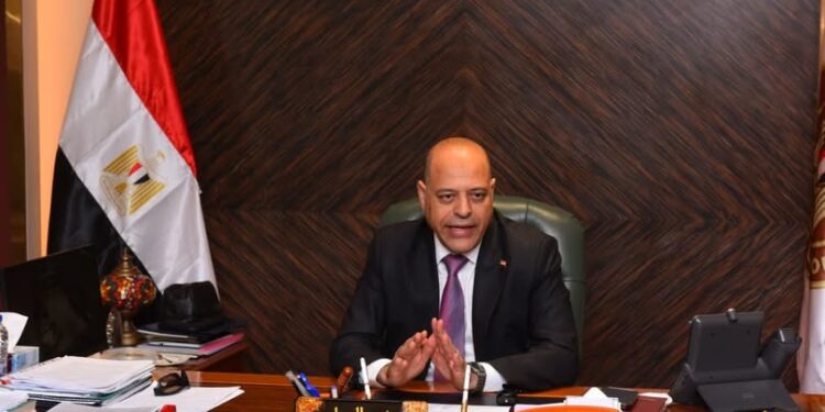 الخميس إجازة رسمية مدفوعة الأجر للقطاع الخاص بمناسبة ذكرى 6 أكتوبر