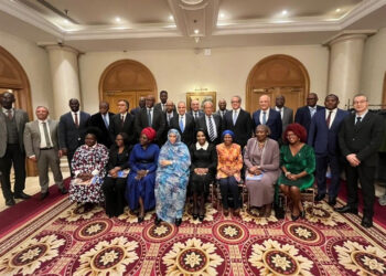 وزير الخارجية يلتقي سفراء الدول الافريقية المعتمدين لدى اليونسكو