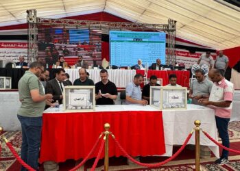 وزير الإسكان: تخصيص 1008 قطع أراضٍ تم تقنين أوضاعها للمواطنين بمدينة العبور الجديدة من خلال 3 قرعات علنية