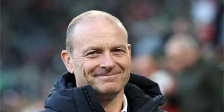 سوروب يصل القاهرة اليوم لبدء مهمته مع الأهلي