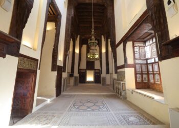 وزير الإسكان يهنيء شركة المقاولون العرب بمناسبة حصد 5 جوائز في مسابقة “ENR” Engineering News-Record Best Global Projects Awards