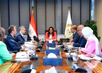 وزيرة التنمية تلتقي مدير برنامج قطاع الأعمال والتحول الأخضر بالوكالة الالمانية للتعاون الدولي (جي اي زد) مصر