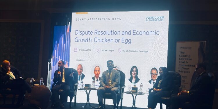 رئيس البورصة المصرية يشارك في حلقة نقاشية حول آليات تسوية المنازعات وأهميتها للنمو الاقتصادي