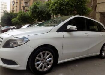 مرسيدس بنز B180 كروس أوفر بـ 850 ألف جنيه