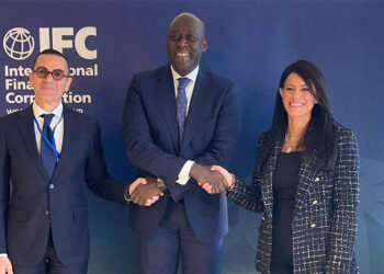 وزيرا الاستثمار والتخطيط يبحثان مع مؤسسة التمويل الدولية (IFC) التوسع في آليات تمويل القطاع الخاص