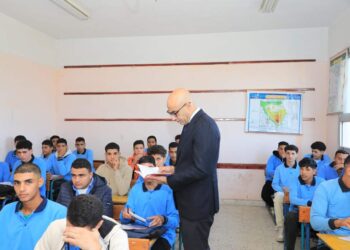 هل تتغير مواعيد الدراسة مع تطبيق التوقيت الشتوي في مصر 2025؟