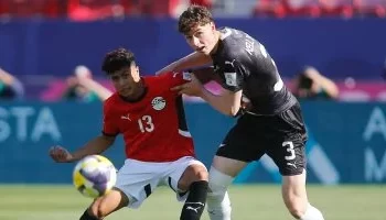 القنوات الناقلة وموعد مباراة منتخب مصر وتشيلي في كأس العالم للشباب 2025