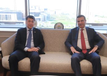 وزير الزراعة يستقبل مدير عام المنظمة الإسلامية للأمن الغذائي لبحث تعزيز التعاون الزراعي ونقل الخبرات المصرية للدول الأعضاء