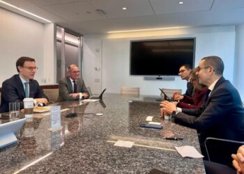 وزير الاستثمار يبحث مع شركة “Visa” العالمية التعاون في دعم التحول الرقمي ومنظومة المدفوعات الإلكترونية في مصر