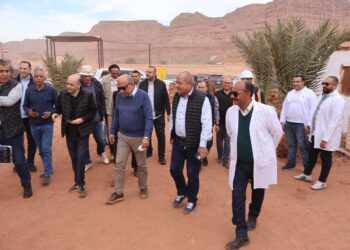 وزير الكهرباء يتفقد سير العمل بالمركز الحقلي التابع لهيئة المواد النووية بمنطقة أبو زنيمة محافظة جنوب سيناء