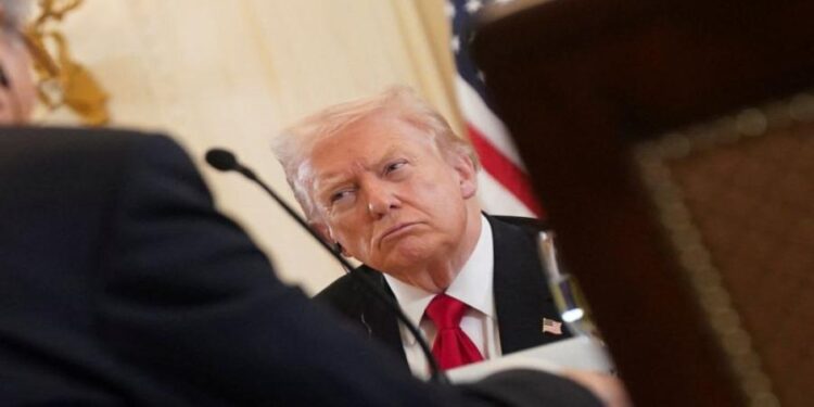 البيت الأبيض: ترامب يوقّع قانوناً لإنهاء أطول إغلاق حكومي في تاريخ الولايات المتحدة