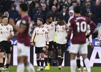 ليفربول يعود لسكة الانتصارات بثنائية ضد وست هام فى غياب محمد صلاح