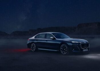 سعر بي إم دبليو الفئة السابعة 2026 في السعودية