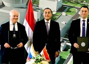 مدبولي يشهد توقيع أمر شراء الوقود النووي لمحطة الضبعة النووية