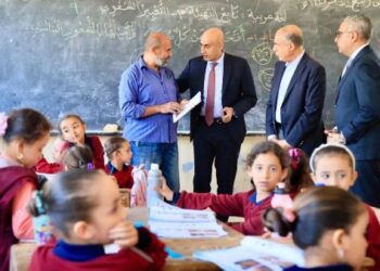 شروط صرف حافز المعلمين والمديرين والوكلاء نوفمبر 2025