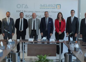 البنك الأهلي المصري يمول أورا ديفلوبرز إيجيبت لمشروع “سولانا ويست”