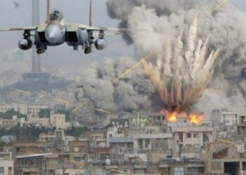 عمليات نسف و10 غارات إسرائيلية على غزة داخل «الخط الأصفر»