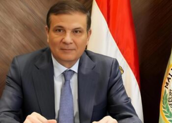 وزير الزراعة يحيل مسؤولي 4 جمعيات زراعية وموظفين عموميين للنيابة العامة في 4 محافظات