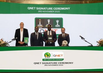 الاتحاد الإفريقي لكرة القدم وشركة كيونت يجددان شراكتهما لموسم 2025/2026 من مسابقات الأندية