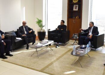 رئيس هيئة الاستثمار يلتقي المدير الإقليمي لشركة “مينهارت” السنغافورية لبحث التوسع في الاستثمارات في قطاع السياحة بمصر