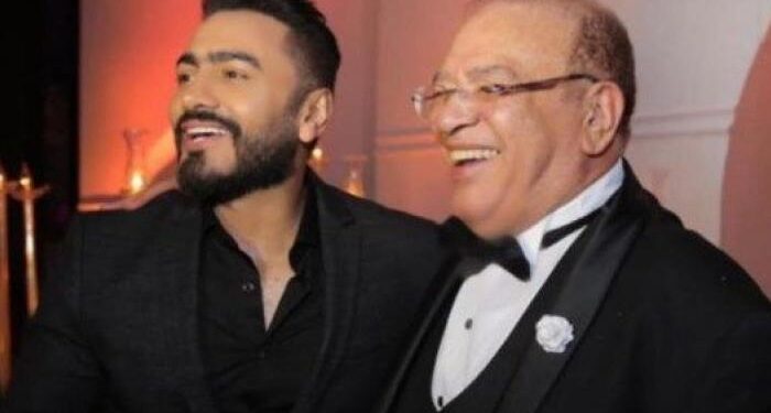 ربنا يرزقك تمام الشفاء.. صلاح عبد الله يوجه رسالة مؤثرة إلى تامر حسني